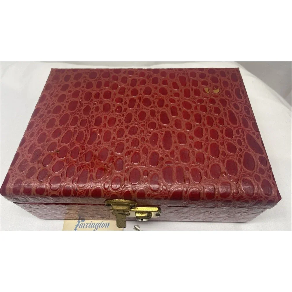 Vintage Red Faux Crocodile Jewelry Box Travel Case Lift Out Tray Locking Musical